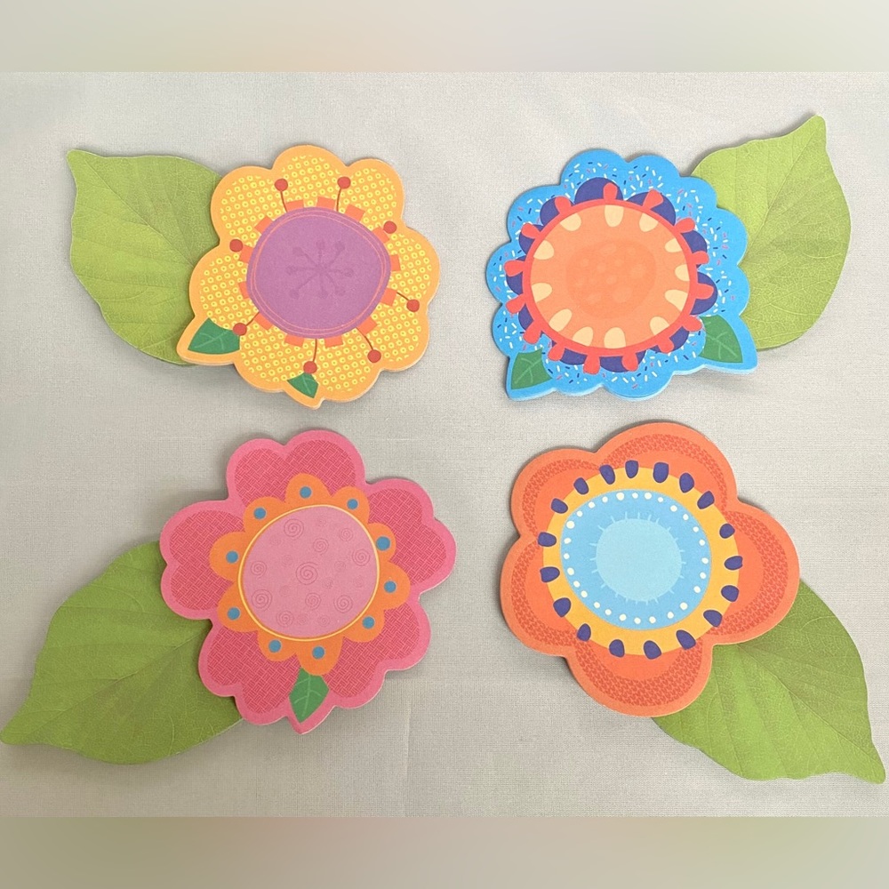 Flower leaf sticky note pads, select 1 of 4